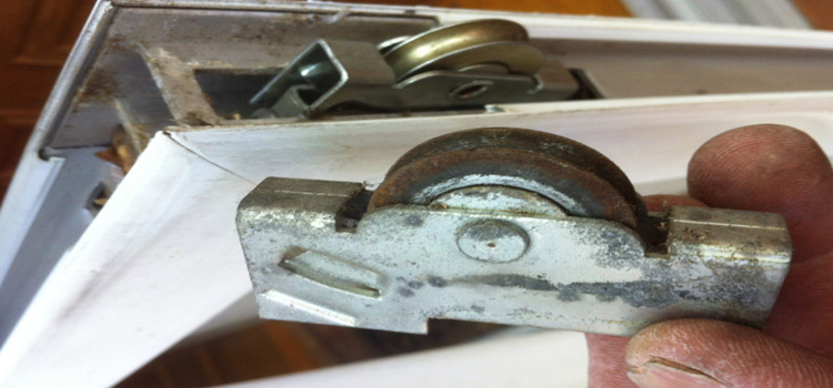 screen door roller repair in Foothill Farms